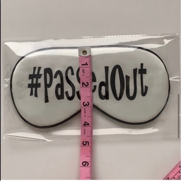 Silk Sleeping Eye Mask Hashtag PassedOut White - Picture 6 of 9